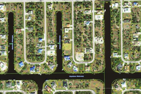 Terreno en venta en Port Charlotte, Florida № 2104731 - foto 7