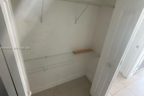 Appartement à louer à North Lauderdale, Floride: 2 chambres, 89.19 m2 № 1997213 - photo 11