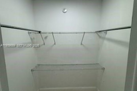 Appartement à louer à North Lauderdale, Floride: 2 chambres, 89.19 m2 № 1997213 - photo 15