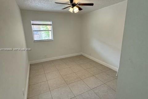 Appartement à louer à North Lauderdale, Floride: 2 chambres, 89.19 m2 № 1997213 - photo 8