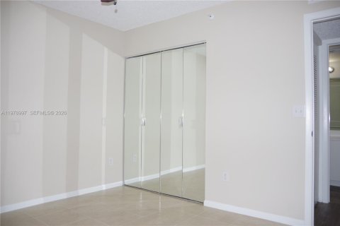 Снять в аренду кондоминиум в Тамарак, Флорида 2 спальни, 107.12м2, № 2046008 - фото 14