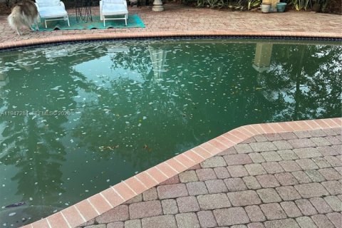 House in Pompano Beach, Florida 3 bedrooms, 160.91 sq.m. № 2003508 - photo 7