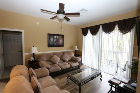 Condominio en venta en Kissimmee, Florida, 3 dormitorios, 117.8 m2 № 1810104 - foto 2