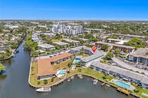 Condo in Pompano Beach, Florida, 2 bedrooms  № 1877714 - photo 21