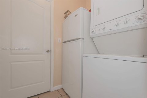 Купить виллу или дом в Майами, Флорида 4 спальни, 181.72м2, № 1460977 - фото 27