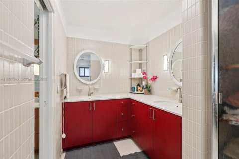 Купить виллу или дом в Эль Портал, Флорида 3 спальни, 200.58м2, № 2067407 - фото 27