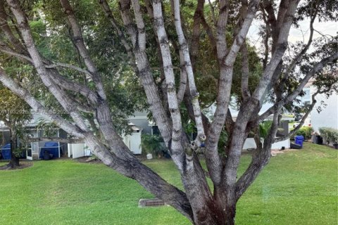 Adosado en venta en Pembroke Pines, Florida, 3 dormitorios, 126.44 m2 № 1993508 - foto 21