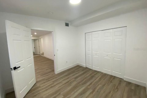 Купить виллу или дом в Порт-Шарлотт, Флорида 8 комнат, 130.99м2, № 1681909 - фото 18