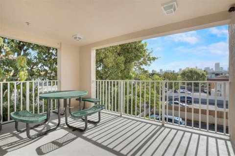 Apartment in Miami, Florida 2 bedrooms, 1248.51 sq.m. № 2091302 - photo 19