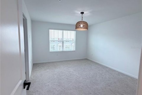 Townhouse in Orlando, Florida 3 bedrooms, 181.16 sq.m. № 2275694 - photo 21