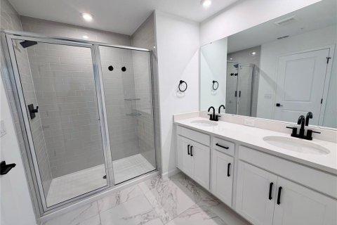 Townhouse in Orlando, Florida 3 bedrooms, 181.16 sq.m. № 2275694 - photo 17