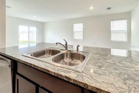 Casa en alquiler en San Antonio, Florida, 5 dormitorios, 227.33 m2 № 1857755 - foto 19