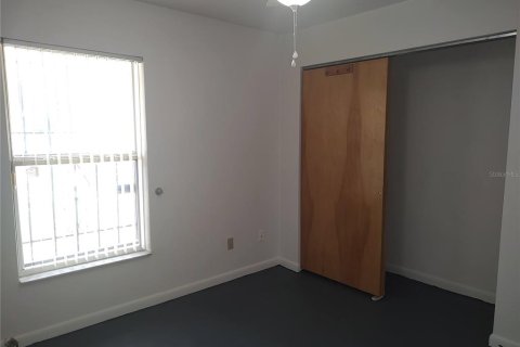 House in DeLand, Florida 3 bedrooms, 107.02 sq.m. № 1629614 - photo 15