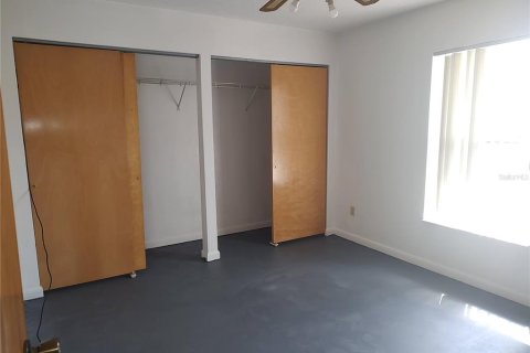 House in DeLand, Florida 3 bedrooms, 107.02 sq.m. № 1629614 - photo 13
