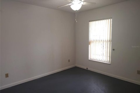 House in DeLand, Florida 3 bedrooms, 107.02 sq.m. № 1629614 - photo 14