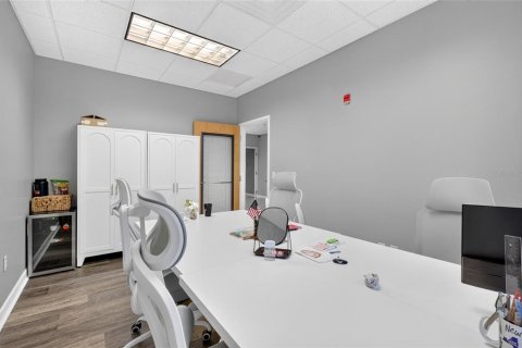 Immobilier commercial à vendre à Orlando, Floride: 215.9 m2 № 2306143 - photo 27