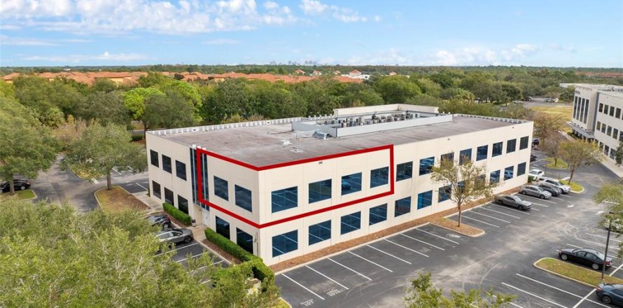 Immobilier commercial à Orlando, Floride 215.9 m2 № 2306143