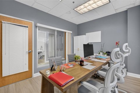 Immobilier commercial à vendre à Orlando, Floride: 215.9 m2 № 2306143 - photo 19