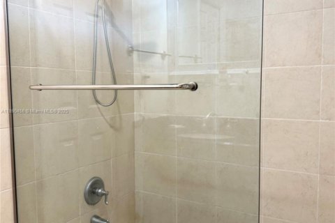 Снять в аренду виллу или дом в Плантация, Флорида 4 спальни, 229м2, № 1946946 - фото 24