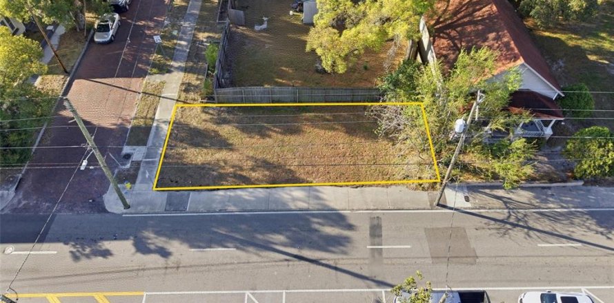 Terreno en Tampa, Florida № 2143179