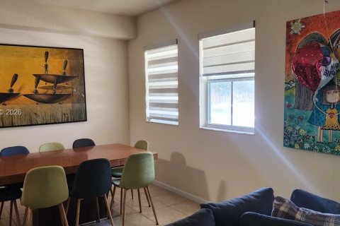 Copropriété à louer à Doral, Floride: 3 chambres, 112.13 m2 № 2088264 - photo 9