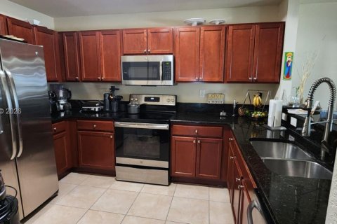 Copropriété à louer à Doral, Floride: 3 chambres, 112.13 m2 № 2088264 - photo 6