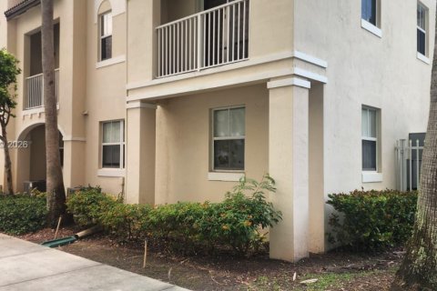 Copropriété à louer à Doral, Floride: 3 chambres, 112.13 m2 № 2088264 - photo 17