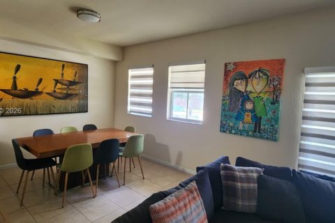 Copropriété à louer à Doral, Floride: 3 chambres, 112.13 m2 № 2088264 - photo 7