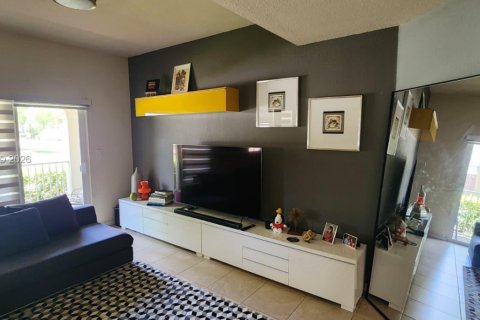 Copropriété à louer à Doral, Floride: 3 chambres, 112.13 m2 № 2088264 - photo 8