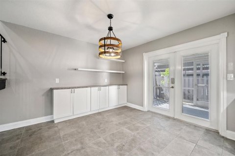 Townhouse in Clearwater, Florida 3 bedrooms, 130.81 sq.m. № 1852576 - photo 16