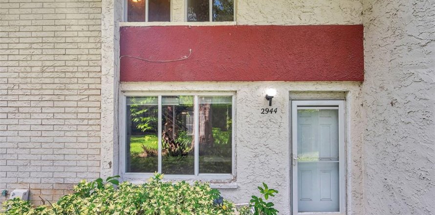 Townhouse in Clearwater, Florida 3 bedrooms, 130.81 sq.m. № 1852576