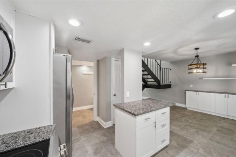 Townhouse in Clearwater, Florida 3 bedrooms, 130.81 sq.m. № 1852576 - photo 14