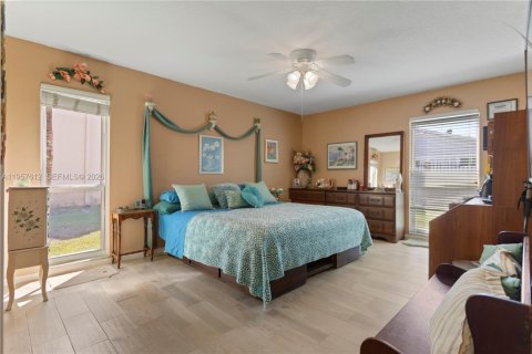 Купить кондоминиум в Маргит, Флорида 2 спальни, 94.67м2, № 2019598 - фото 25