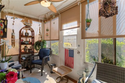 Купить кондоминиум в Маргит, Флорида 2 спальни, 94.67м2, № 2019598 - фото 5