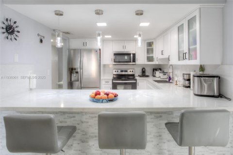 Купить виллу или дом в Хайалиа, Флорида 3 спальни, 141.21м2, № 1994820 - фото 5