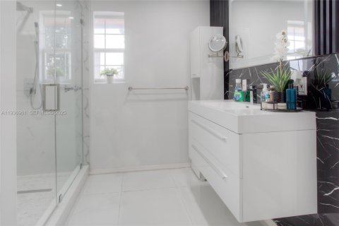 Купить виллу или дом в Хайалиа, Флорида 3 спальни, 141.21м2, № 1994820 - фото 9