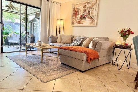 Condominio en venta en Pompano Beach, Florida, 2 dormitorios № 1989262 - foto 5