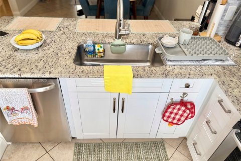Condominio en venta en Pompano Beach, Florida, 2 dormitorios № 1989262 - foto 21
