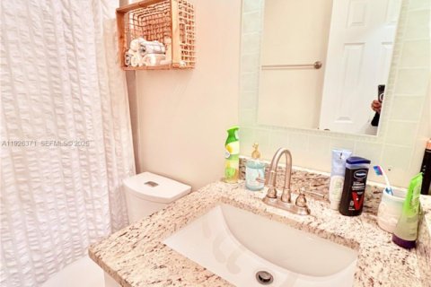 Condominio en venta en Pompano Beach, Florida, 2 dormitorios № 1989262 - foto 9