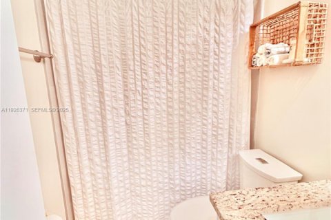 Condominio en venta en Pompano Beach, Florida, 2 dormitorios № 1989262 - foto 8