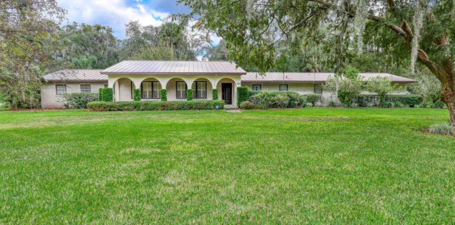 Casa en Palatka, Florida 5 dormitorios, 363.53 m2 № 861931