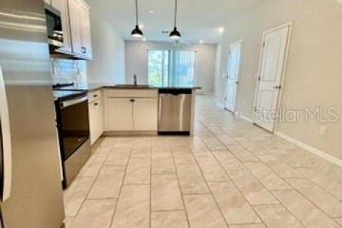 Adosado en alquiler en Wesley Chapel, Florida, 3 dormitorios, 163.69 m2 № 1795974 - foto 4