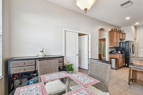 Купить виллу или дом в Уэсли-Чепел, Флорида 7 комнат, 153.75м2, № 1576134 - фото 20