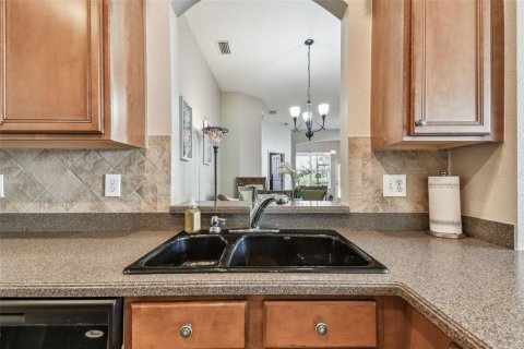 House in Wesley Chapel, Florida 2 bedrooms, 153.75 sq.m. № 1576134 - photo 25