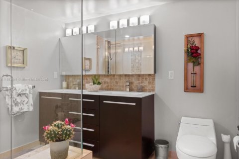 Condominio en venta en Sunny Isles Beach, Florida, 2 dormitorios, 101.73 m2 № 2014610 - foto 12