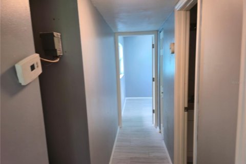 Villa ou maison à louer à Winter Springs, Floride: 2 chambres, 84.45 m2 № 1899478 - photo 9