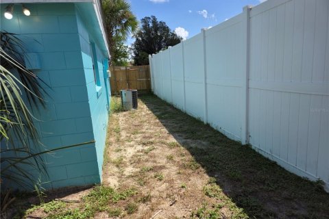 Villa ou maison à louer à Winter Springs, Floride: 2 chambres, 84.45 m2 № 1899478 - photo 10