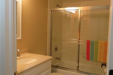 Condo in Palmetto, Florida, 2 bedrooms  № 1886880 - photo 13