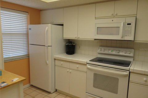 Copropriété à louer à Palmetto, Floride: 2 chambres, 90.86 m2 № 1886880 - photo 4