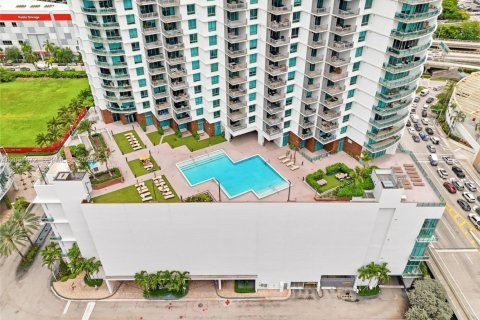 Copropriété à vendre à Miami, Floride: 1 chambre, 65.4 m2 № 2252873 - photo 10